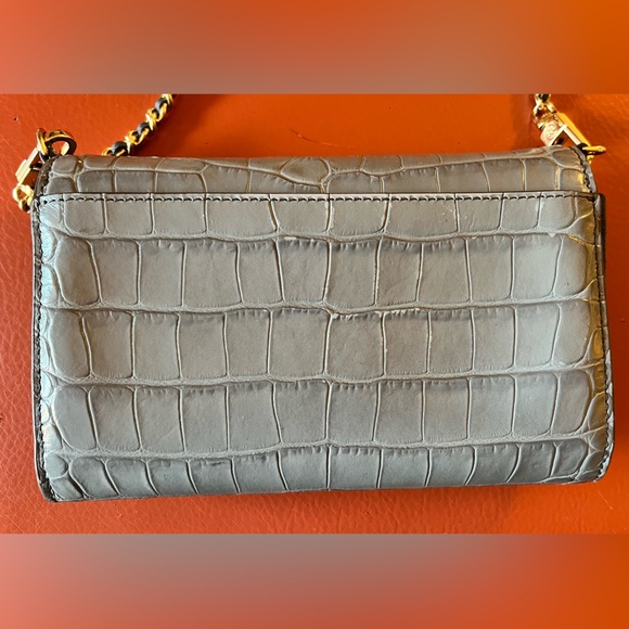 Authentic Tory Burch chain wallet - Picture 10 of 11